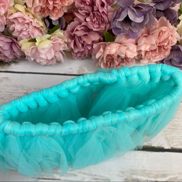 Newborn Baby Aqua Tutu and Headband Photo Prop - Picture 4 of 5